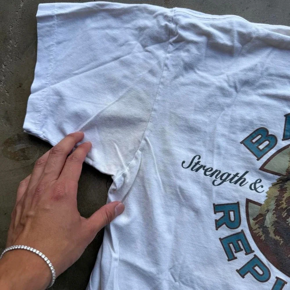 Vintage 90s Banana Republic white bear t-shirt size M single stitch
